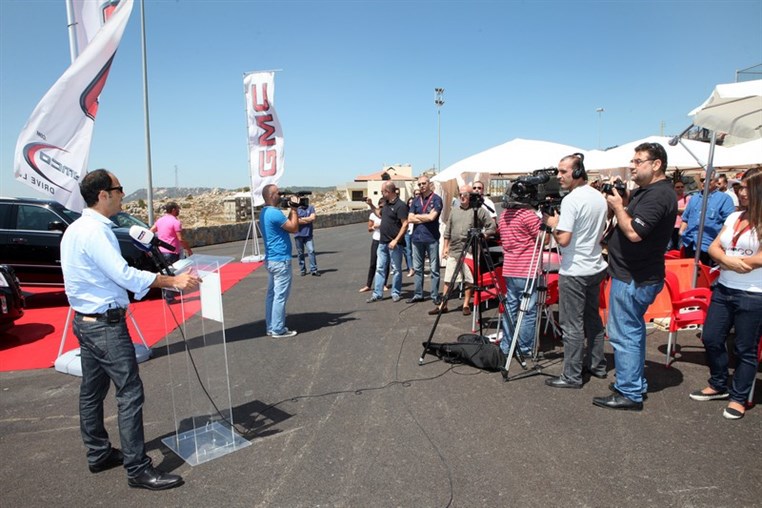 The new GMC Yukon… on a race track! 